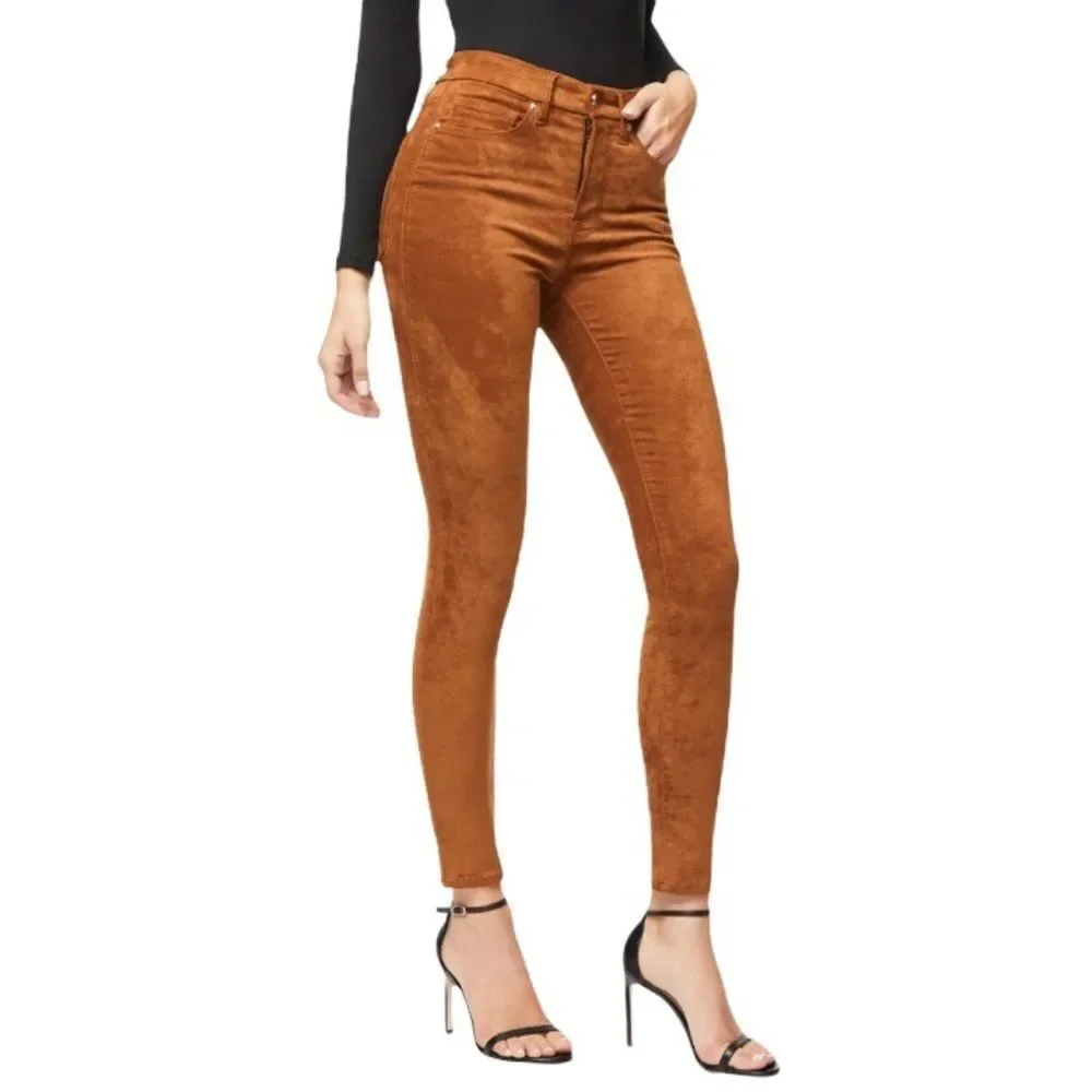 🆕 GOOD AMERICAN  Good waist suede like stretch jeans in tobacco.  NWT - Picture 2 of 7